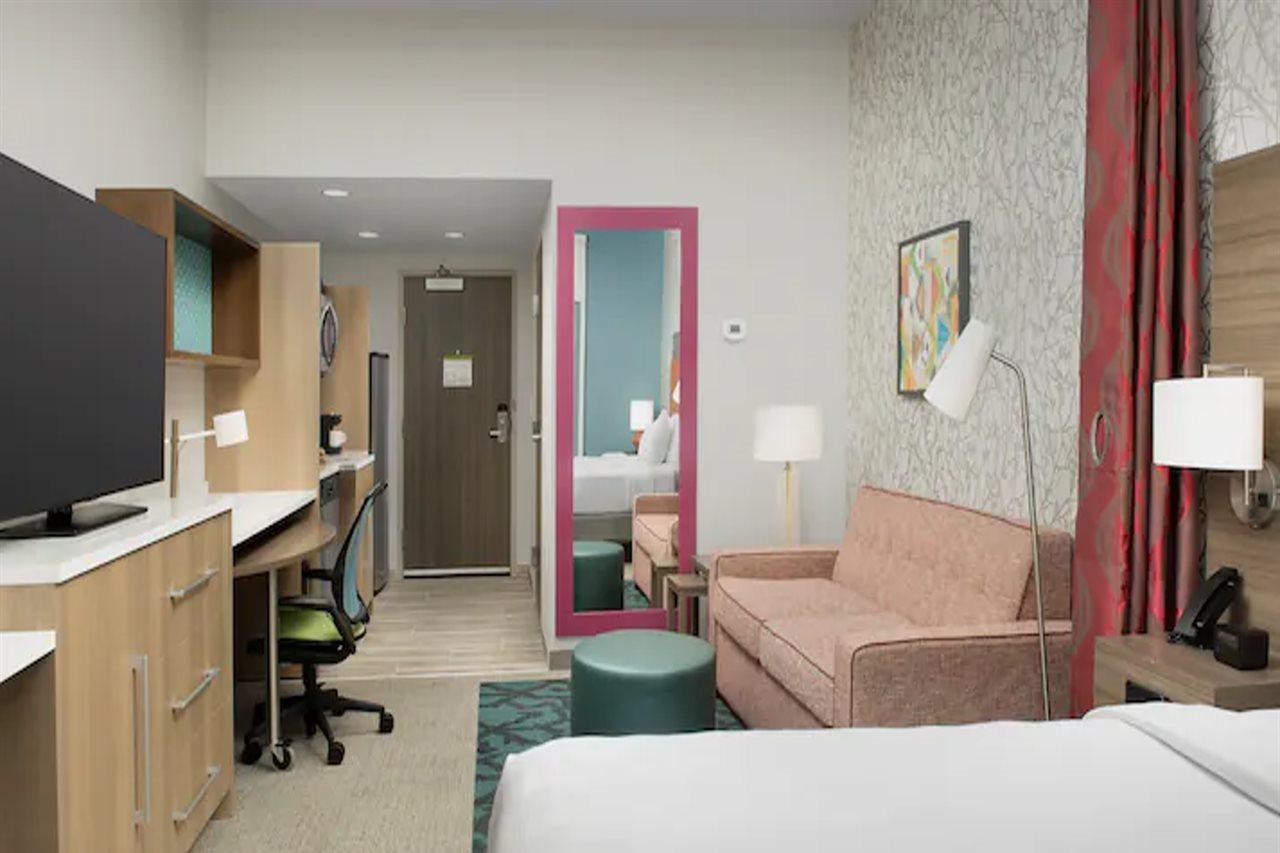 Home2 Suites By Hilton Fort Myers Airport Экстерьер фото