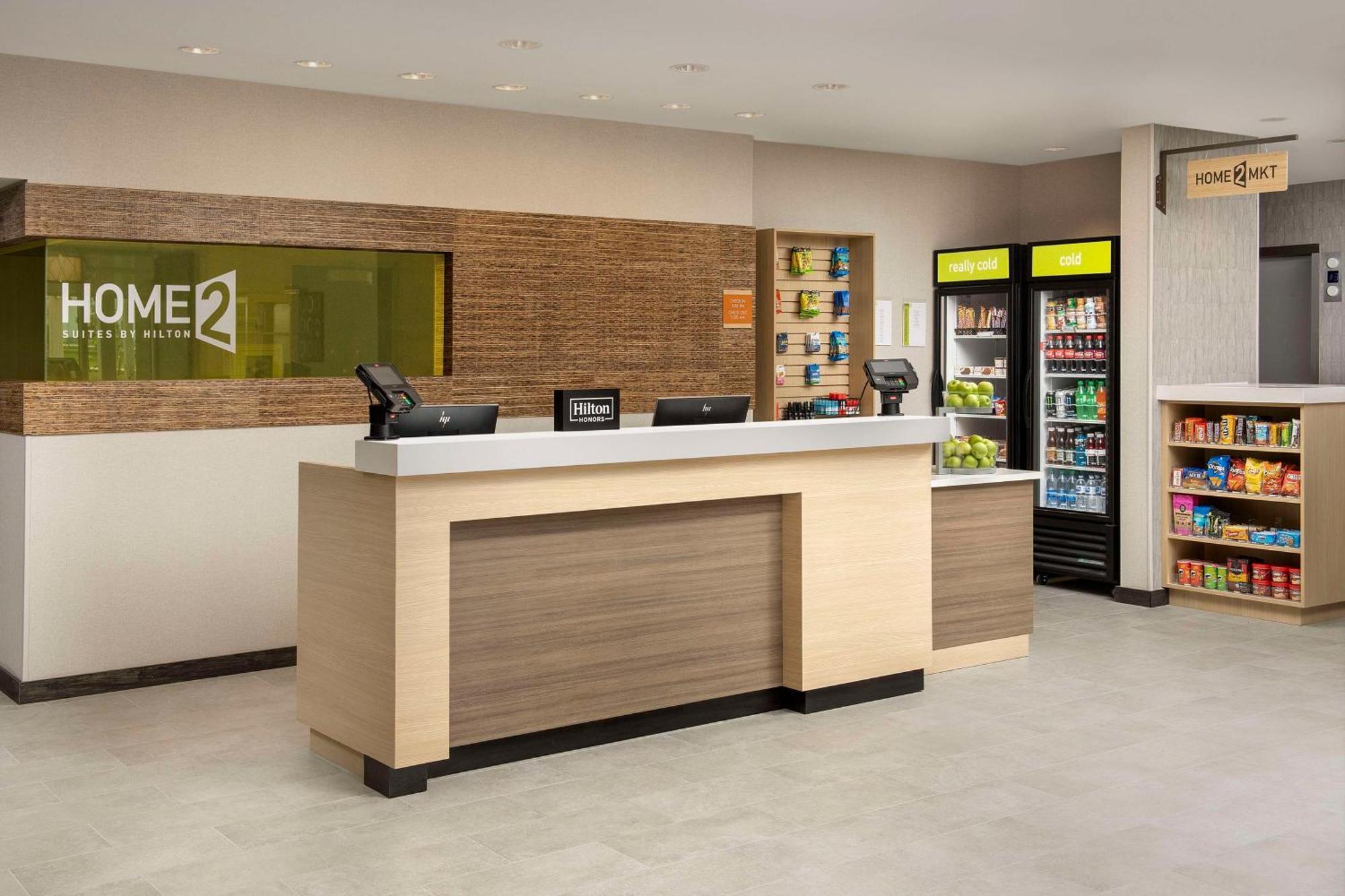 Home2 Suites By Hilton Fort Myers Airport Экстерьер фото