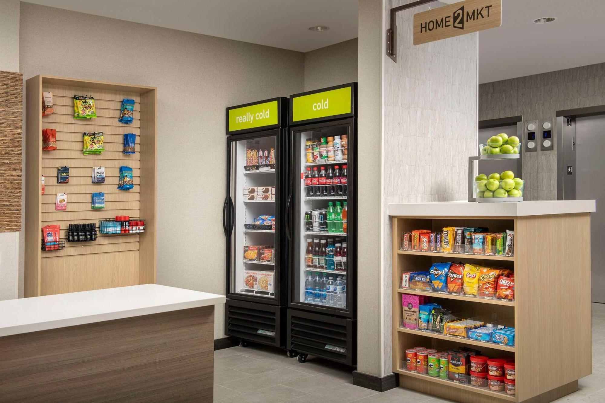 Home2 Suites By Hilton Fort Myers Airport Экстерьер фото